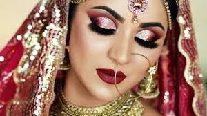 Six Things You Need to Look For in a Wedding Makeup Artist